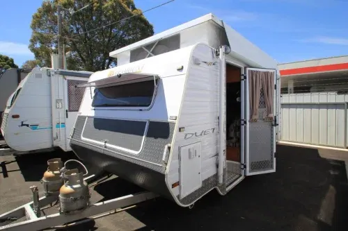 Caravan 1